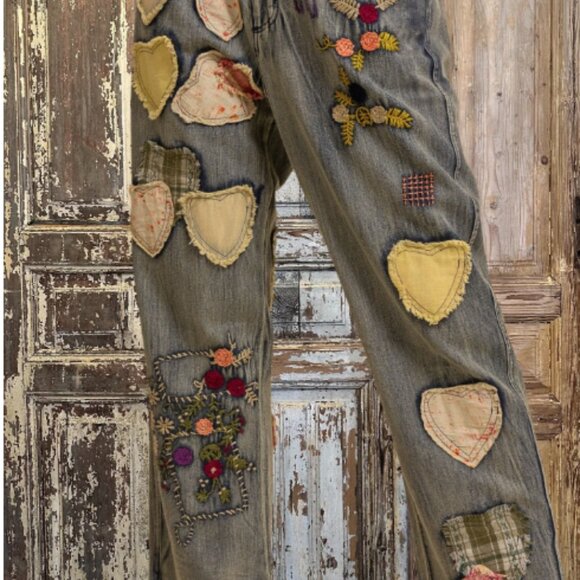 BLUE VELVET HEART PATCHWORK JEAN - Picture 9 of 15